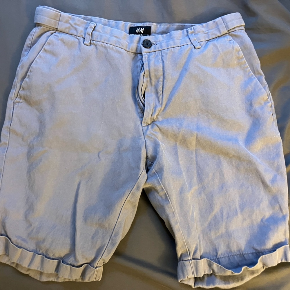 H&M Grey 33R Dress Shorts